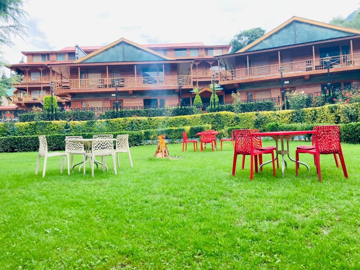 Snow Palm Resort, Manali Zewnętrze zdjęcie