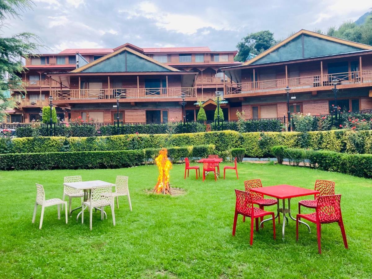 Snow Palm Resort, Manali Zewnętrze zdjęcie