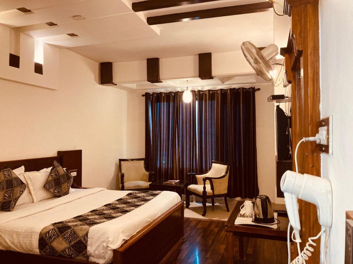 Snow Palm Resort, Manali Zewnętrze zdjęcie